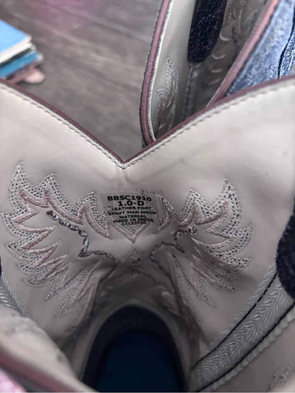 Cody James  Western Pull-On Boots as 1.0-D